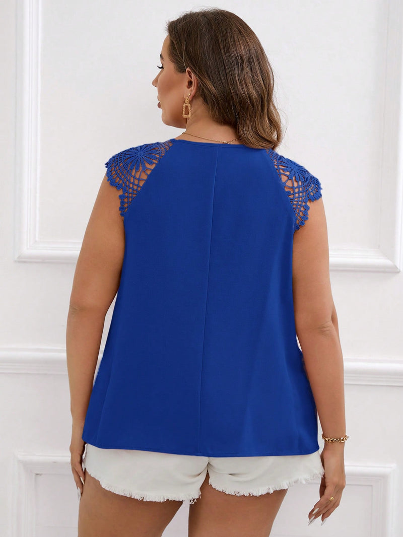 Blusa Feminina cm detalhe de renda no ombro Cecilia Plus Size