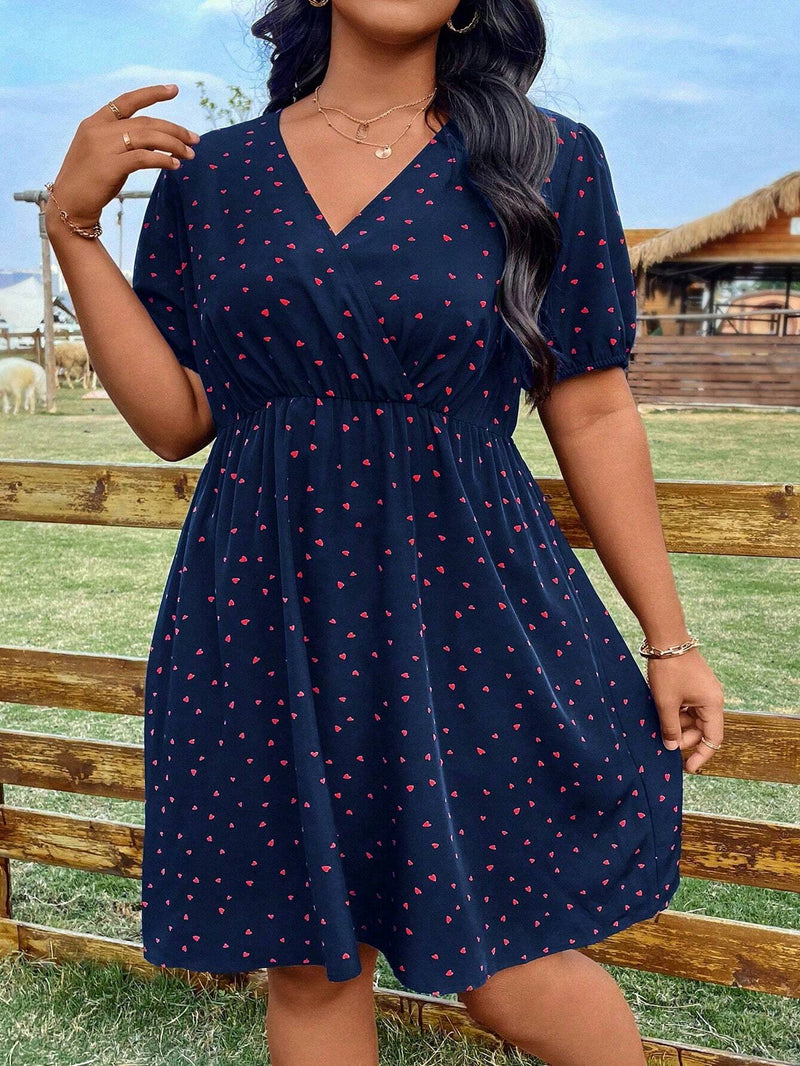 Vestido Elegante Plus Size com Cintura Acentuada e Estampa Sutil