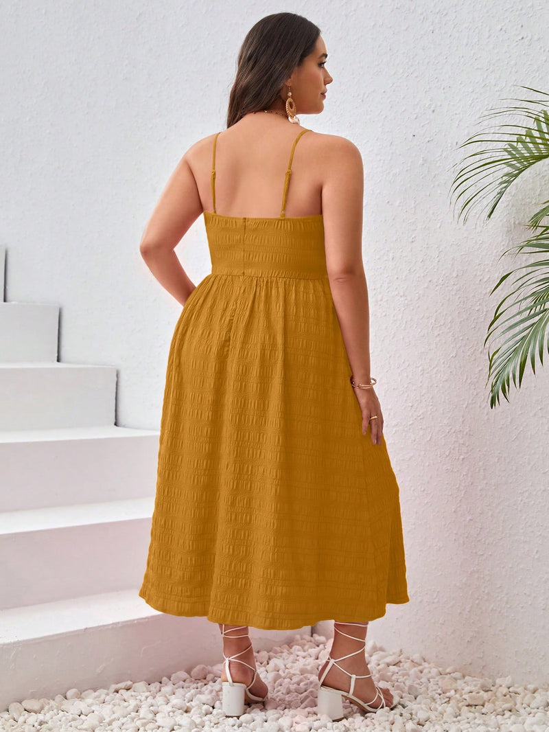 Vestido Midi Charmoso com Torção Frontal Plus Size