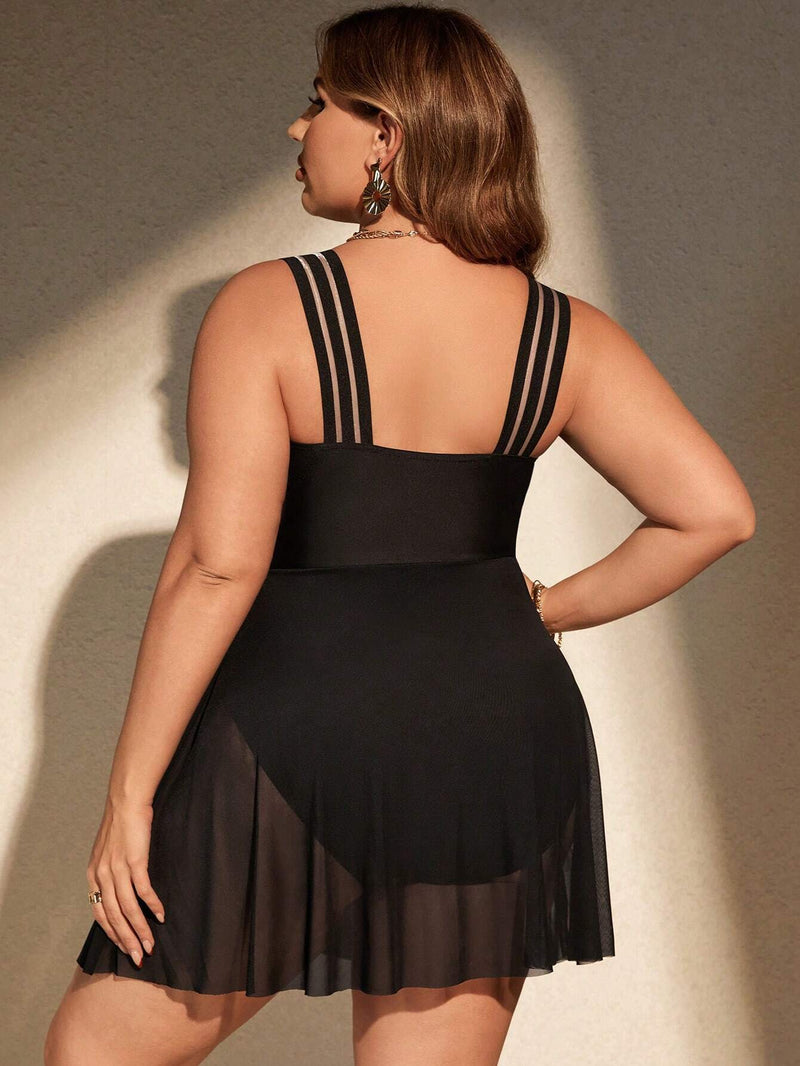 Maiô Feminino Estilosa Saia Transparente Mia. Plus Size