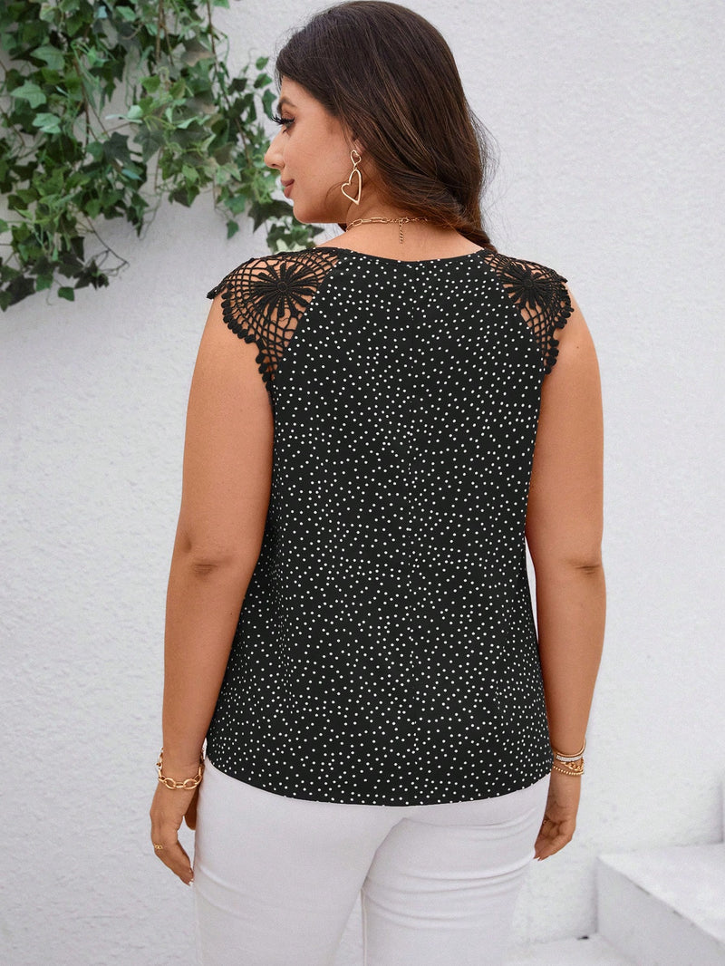 Blusa Feminina cm detalhe de renda no ombro Cecilia Plus Size