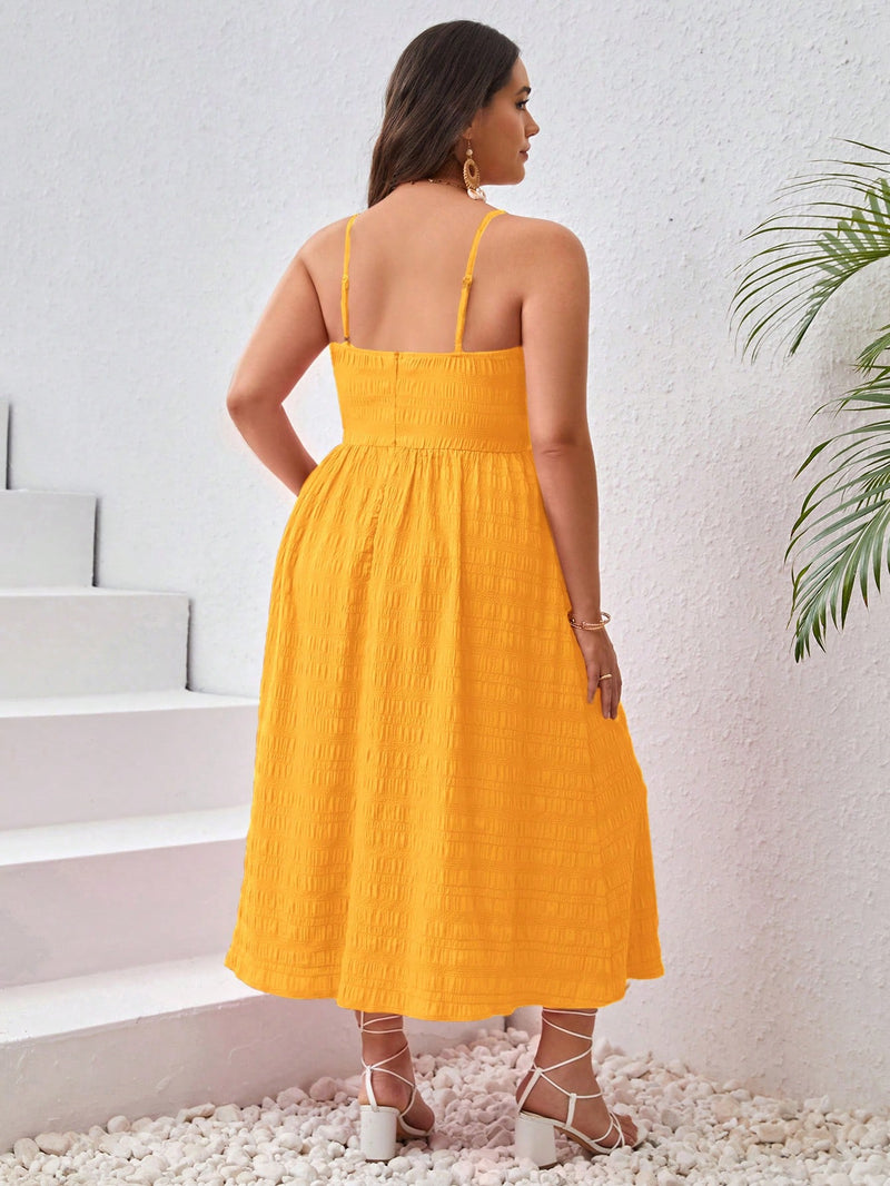 Vestido Midi Charmoso com Torção Frontal Plus Size