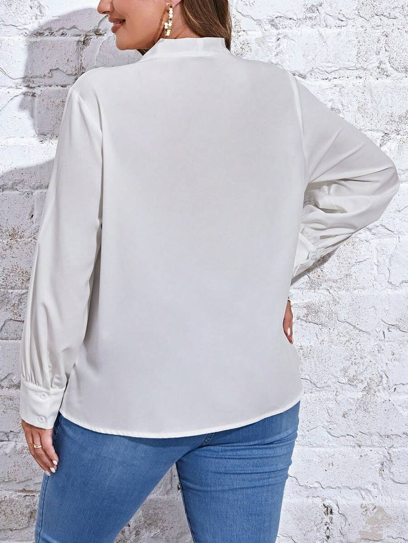 Blusa Elegante Feminina com Decote V e Mangas Longas Fátima Plus Size