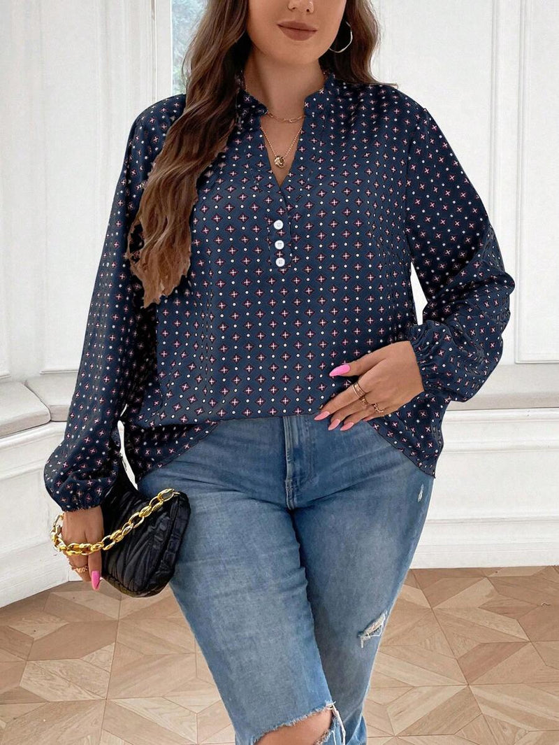 Blusa Feminina com Estampa e Detalhes de Botões Bonnie. Plus Size