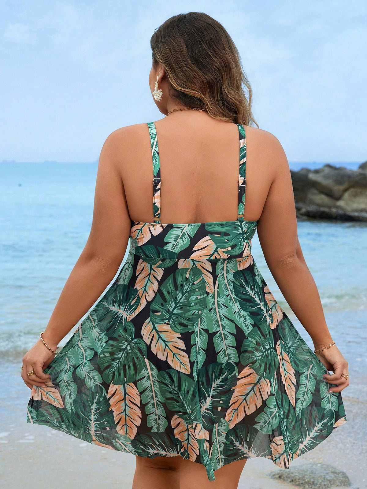 Maiô Feminino com Bainha Estampado Tropical Cristiane Plus Size